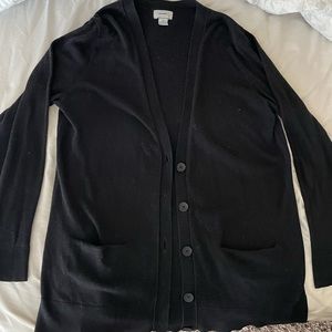Black old navy cardigan